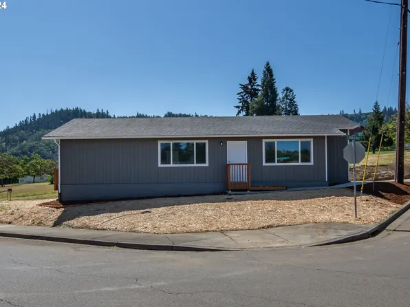 1420 Winston Section Rd, Winston, OR 97496