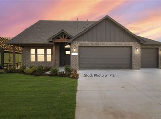 6102 S 13th Pl, Broken Arrow, OK 74011