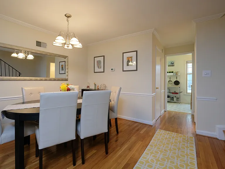 4450 Macarthur Blvd NW #7B — Photo 3