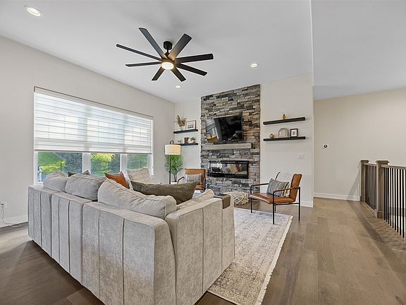 5th image of 6415 Ushers Ridge Dr NE