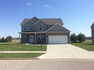 205 Windsong Dr, Washington, IL 61571