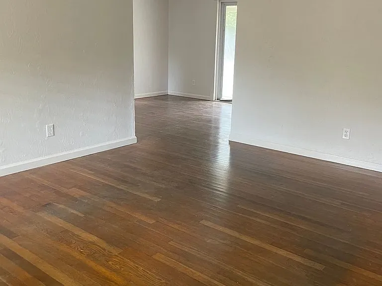 540 Templehill St — Photo 4