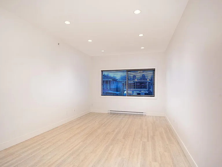 4548 Hastings St #302 — Photo 14