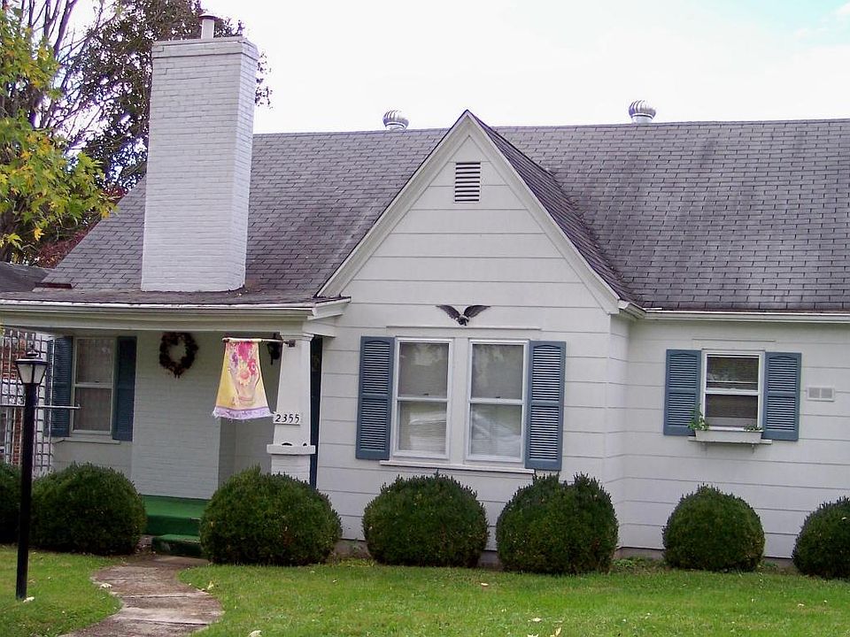 1st image of 2355 Oak Ave