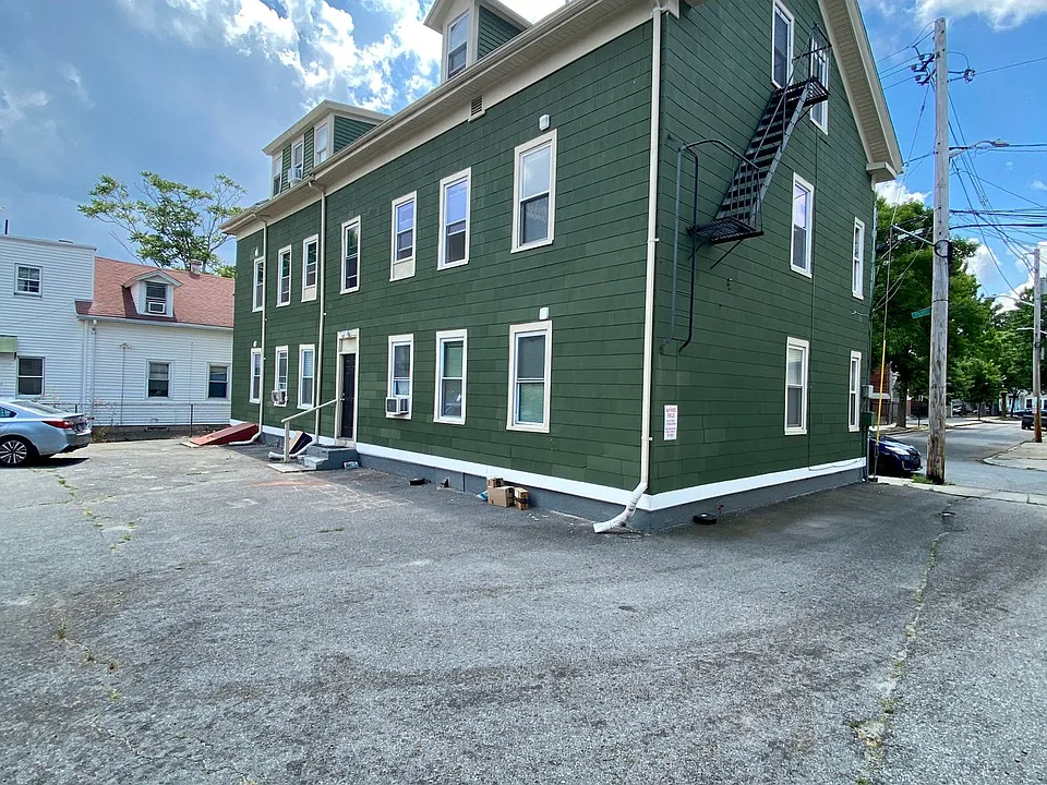 140 Courtland St