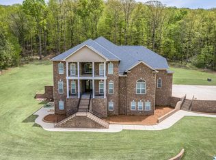 1314 Dug Hill Rd, Brownsboro, AL 35741