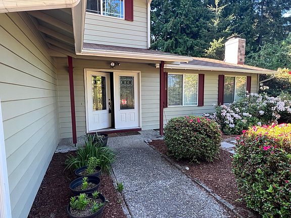 2nd image of 6958 Treemont Ln NE