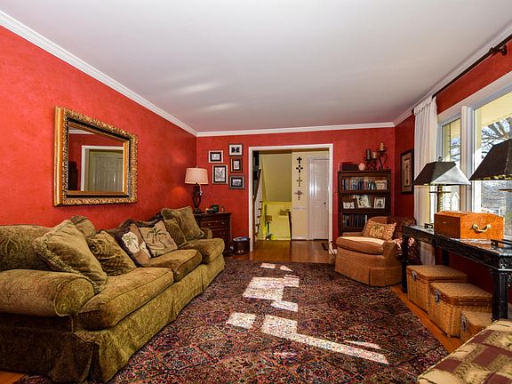 3rd image of 3229 Hartley Cir