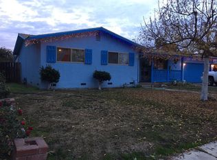 666 N Acacia St, Woodlake, CA 93286