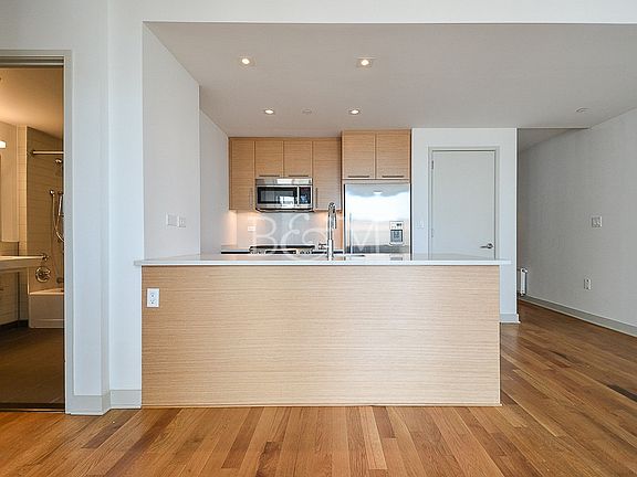 3rd image of 61 Richardson St #22H