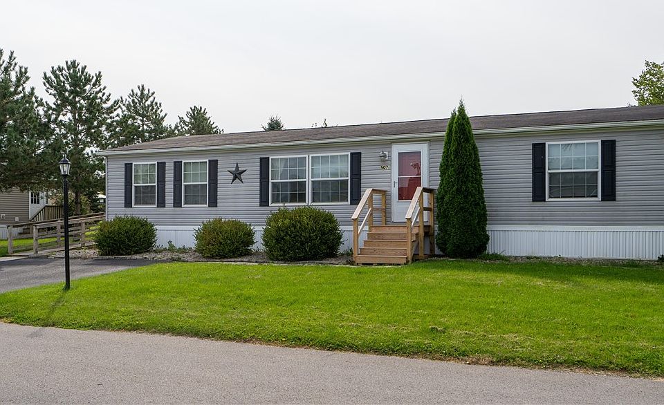 1st image of 507 Hamlin Park