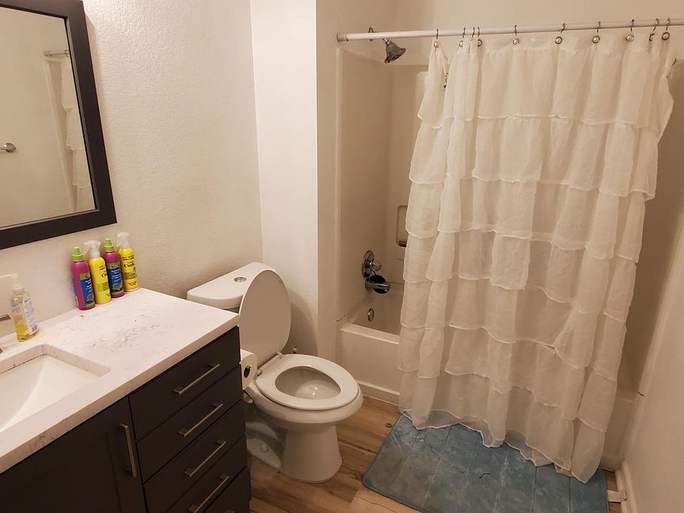 2nd image of 120 Emilio Ct