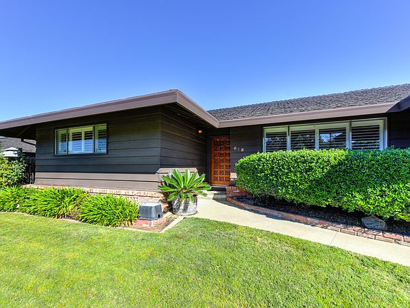 2nd image of 613 Juanita Way