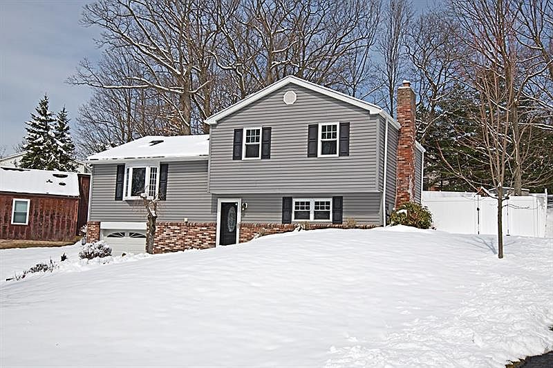 1st image of 663 Huntington Dr