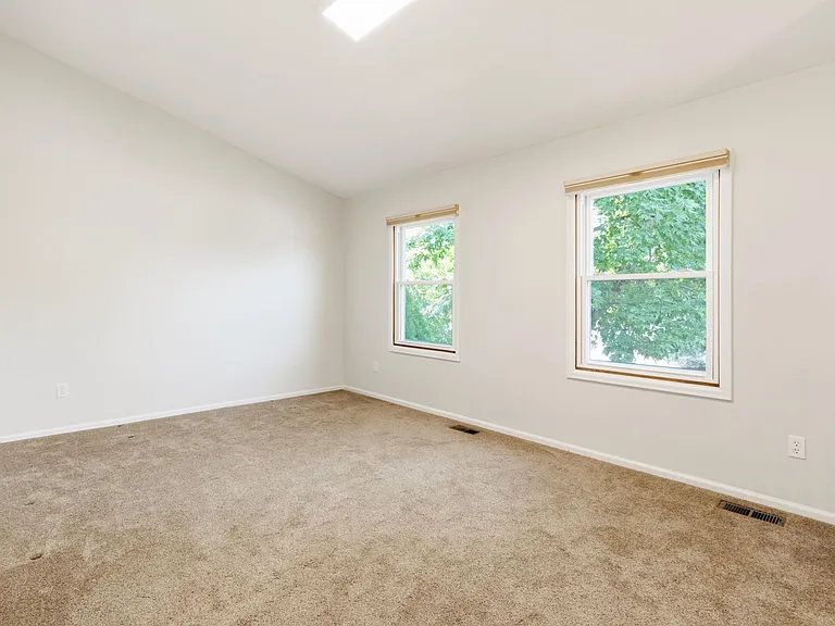 736 Butte Pass Dr — Photo 7