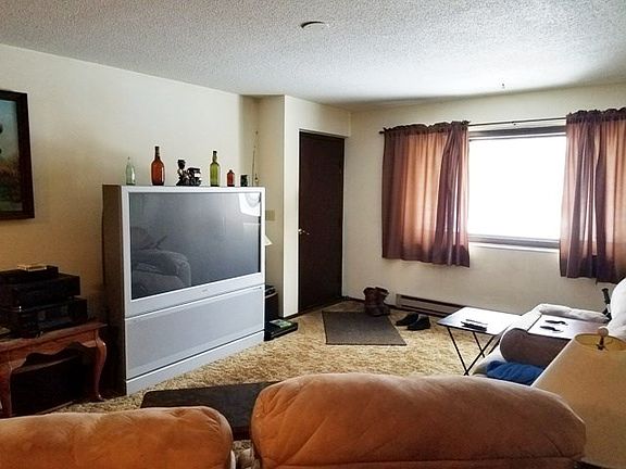 4th image of S217 Golfview Drive #1