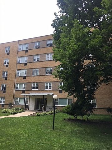1st image of 2035 W Granville Ave APT 410
