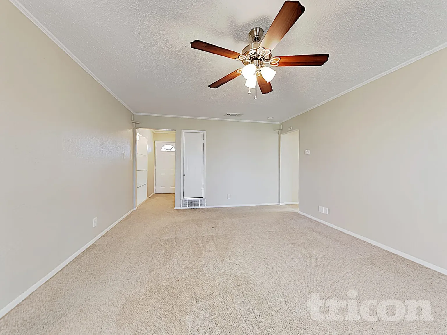 5429 Denise Drive Haltom City TX — Photo 2