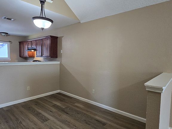 5th image of 923 Westover Dr