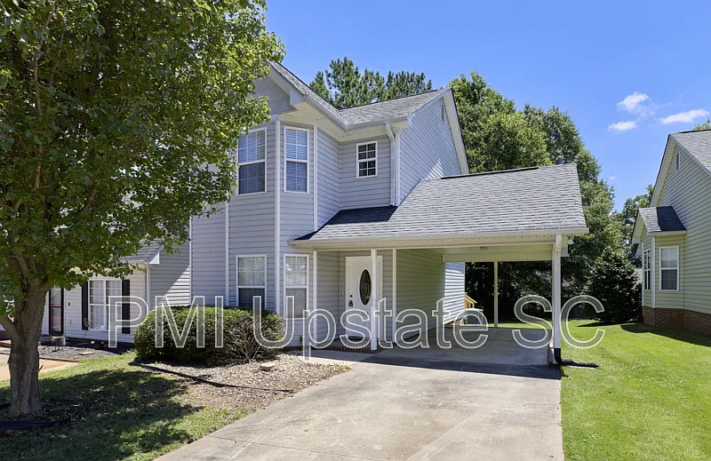 3 bed, 2.5 bath, $1,575 — Photo 1
