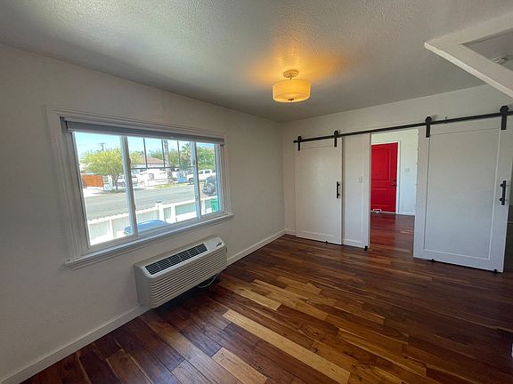 4th image of 3809 Cherokee Ave
