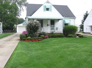 30101 Frank Dr, Wickliffe, OH 44092