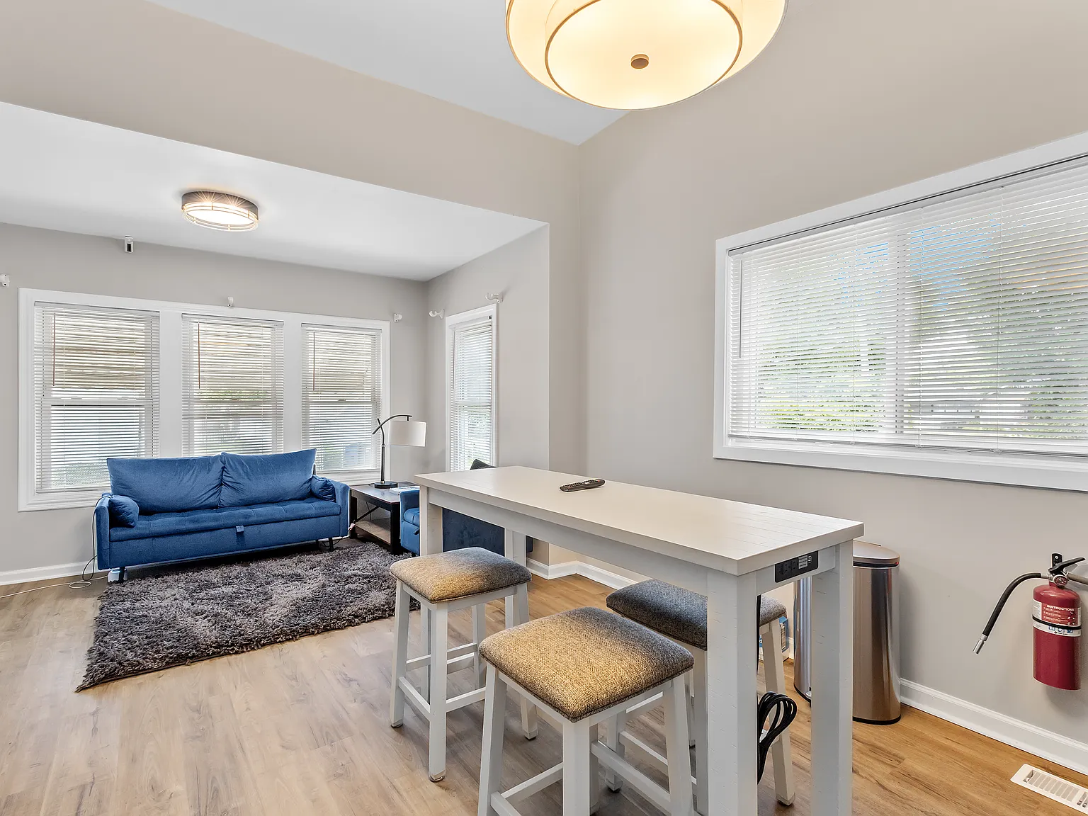 6 bed, 1080 sqft, $750 — Photo 1
