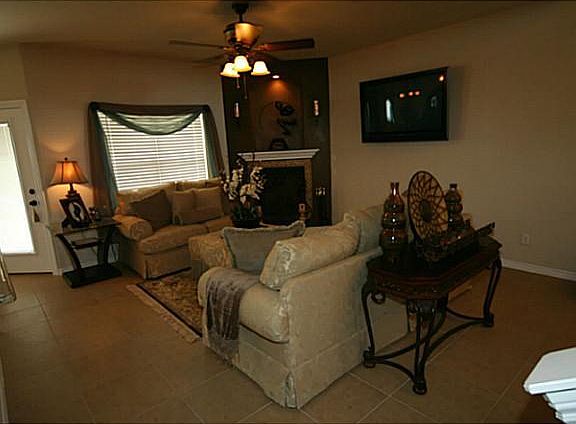 3rd image of 11718 Dos Palmas Dr #B