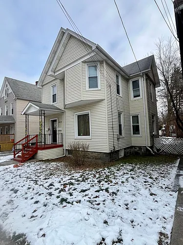 32 Walnut St Photo 1