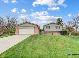 701 Nottingham Pl, Miamisburg, OH 45342