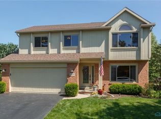 2089 Lexington Rd, Perrysburg, OH 43551