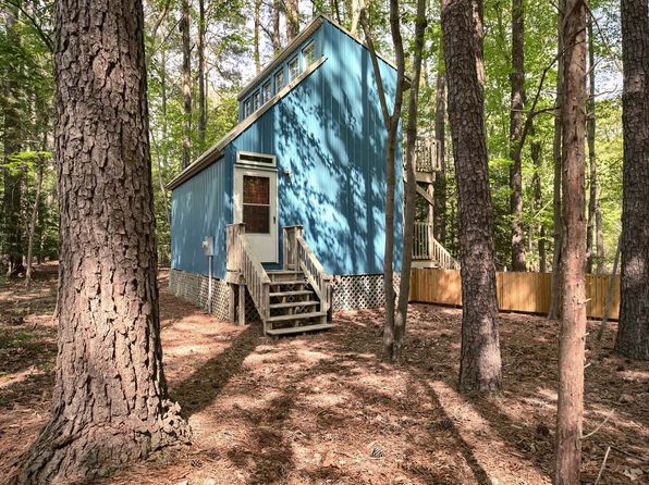 203 Parrish House Ln, Mathews, VA 23109