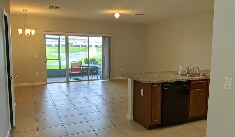 245 Arbor Lakes Dr — Photo 5