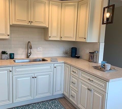 3rd image of 191 E Tremont St APT 1