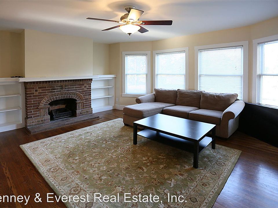 1st image of 35 Lincoln Way