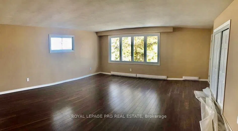 3 bed, $2,400 — Photo 2