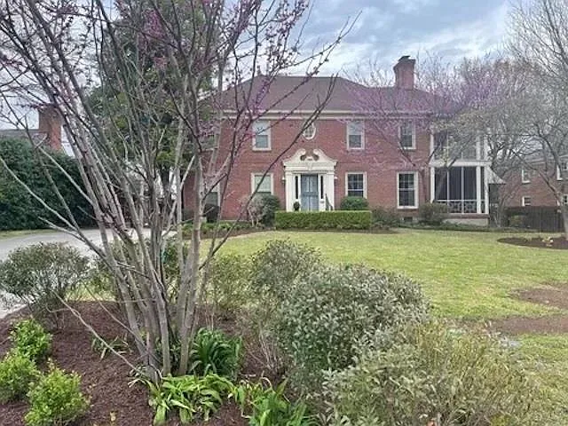 2906 Tishomingo Ln