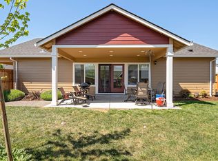 145 Suncrest Rd, Talent, OR 97540