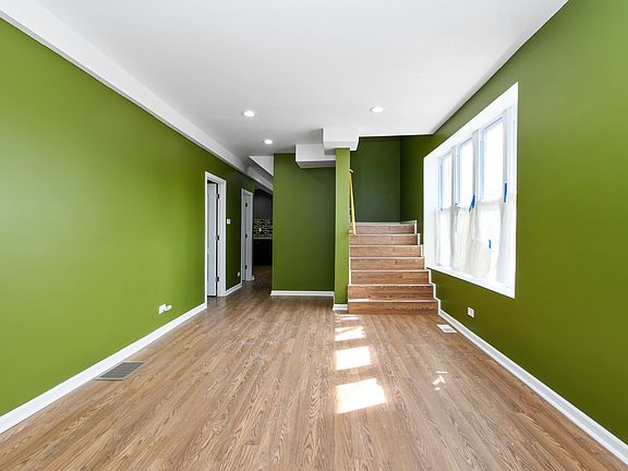 2nd image of 7359 S Vernon Ave