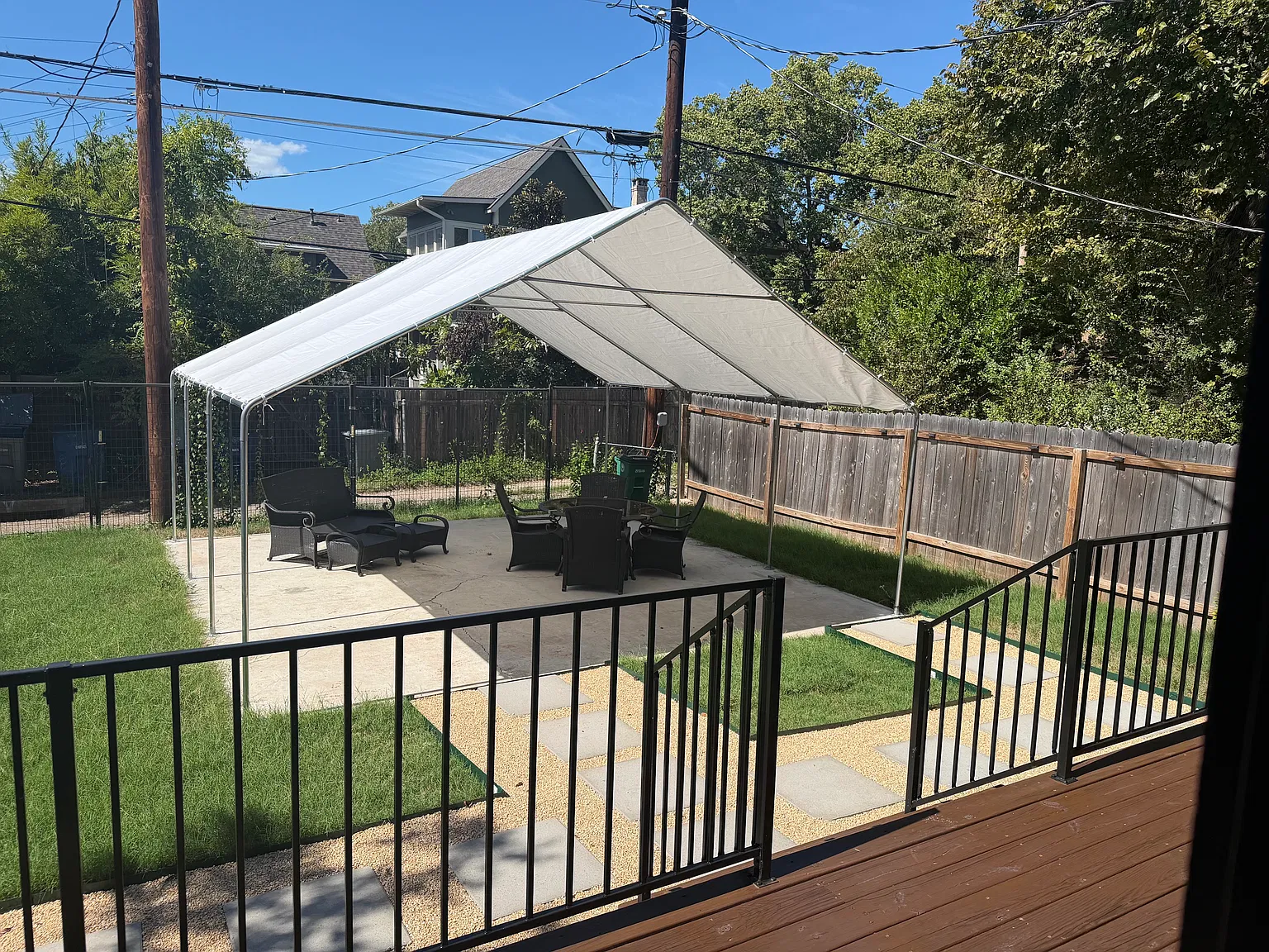 3 bed, 3.5 bath, 2700 sqft, $5,500 — Photo 2