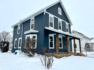 925 Spring St, Grinnell, IA 50112