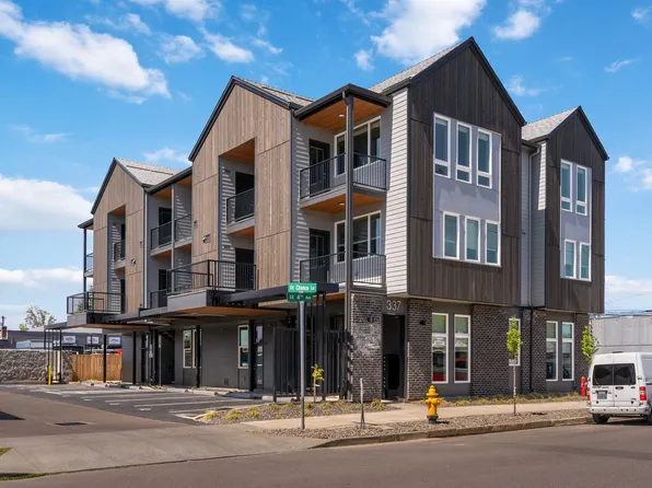 Rowan Oak Estates- Hillsboro