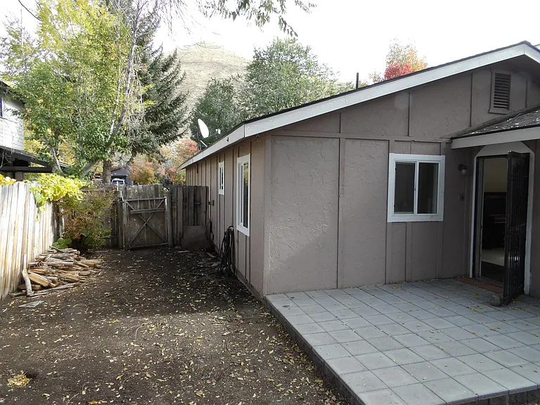 2921 Woodside Blvd — Photo 26