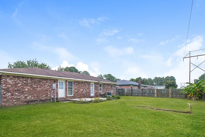 306 Gippy Dr — Photo 10