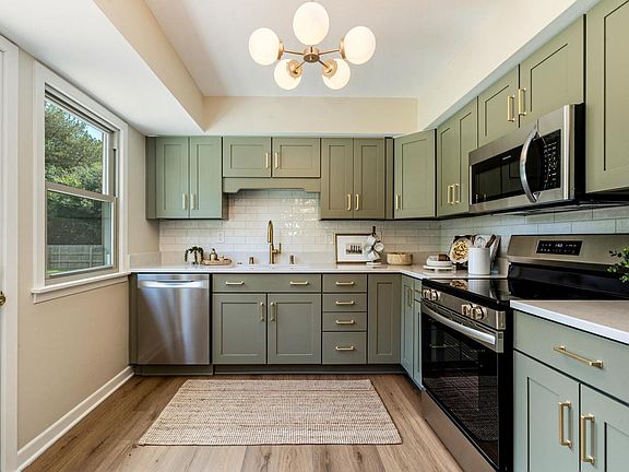 3rd image of 11630 N Riverland ROAD