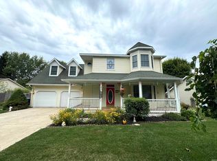 1001 S Wadsworth Ct, Yorktown, IN 47396