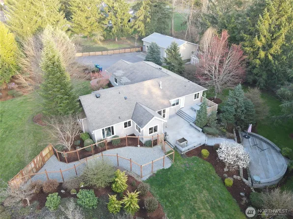 24601 SE 390th Street, Enumclaw, WA 98022