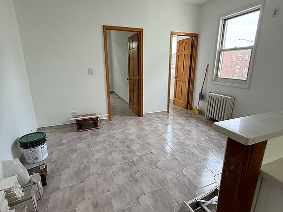 5th image of 150 Bay 17th St #2F