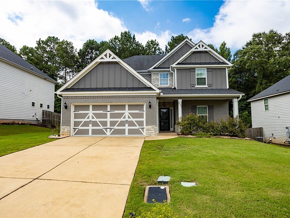 1st image of 2606 Dunkirk Cir