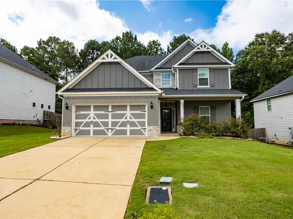 2606 Dunkirk Cir, Auburn, AL 36832